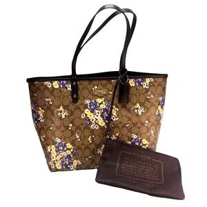 Coach Reversible City Tote Signature Canvas W Purple Flowers & Attached Bag